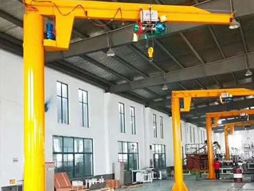 Gwrthdaro Jib Crane