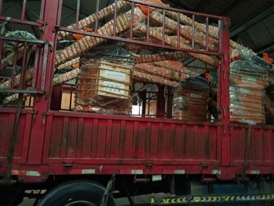 Mae 4 setiau o Manipulators Diwydiannol ar gyfer Foundry yn paratoi i ddarparu i Rwsia.