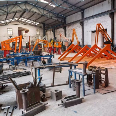 Manipulator Foundry: Prosesu Gweithredol yn y Wladwriaeth