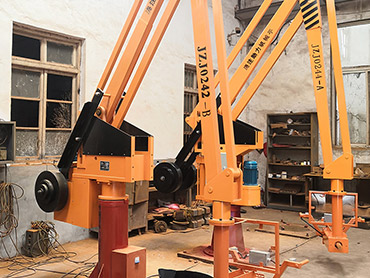 Mae'r cwsmer yn Thailând yn gwerthu dau manipulator casting